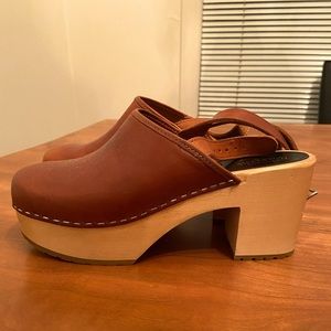 Swedish Hasbeens—-like new! 👡✨